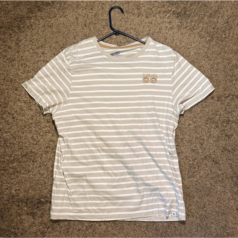 Hurley Men's Beige and White Striped Tee
